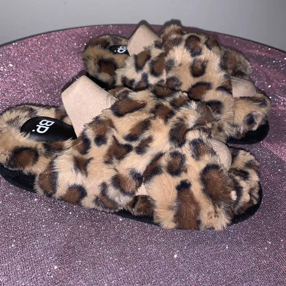 BP Leopard Print Faux Fur Slippers - Picture 3 of 6